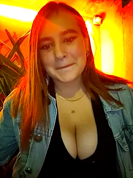 katty_42's Live XXX Chat