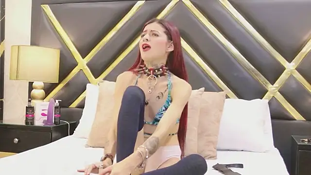 AntonellaEscudero: διαδικτυακό σόου στην κάμερα