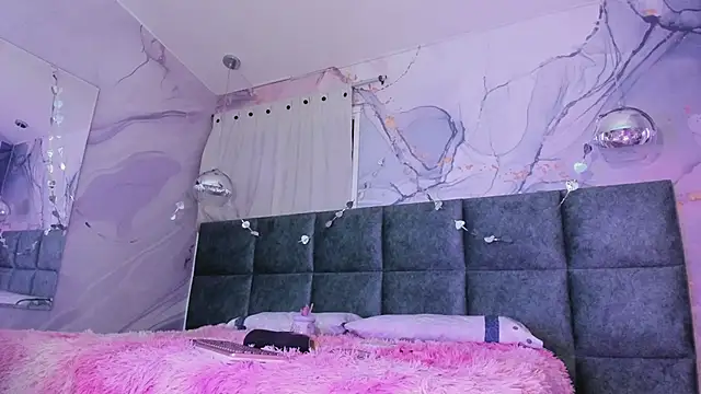 AntonellaRossi: онлайн-секс-чат