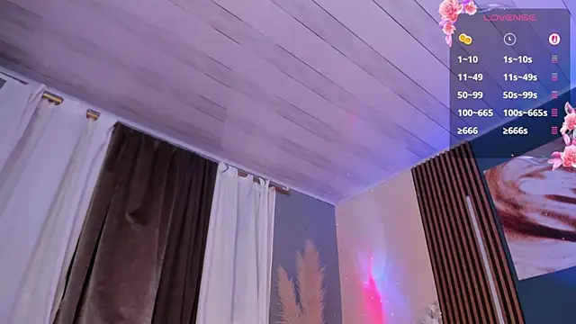 La_Diabla_111_: онлайн-секс-чат