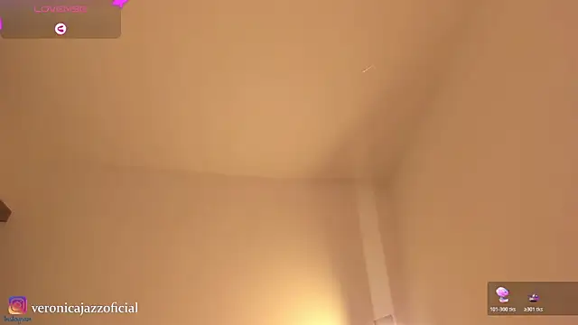Chat +18 de Veronicajazz ao vivo