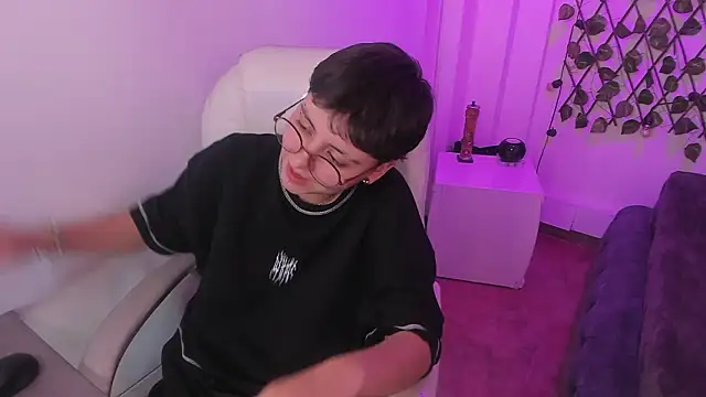 Chat +18 de Nathaly_ds ao vivo