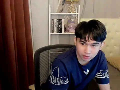 davincihugecock 即時 XXX 聊天