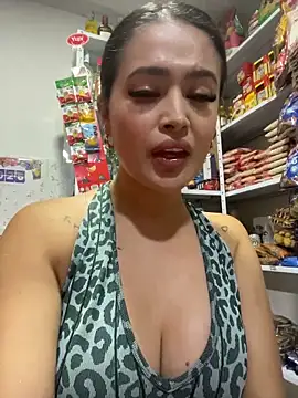 Sara_fun Adlı Modelin Canlı XXX Sohbeti