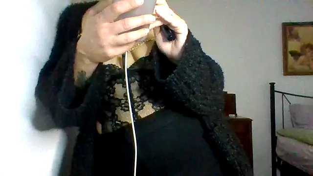 Violetta2022 即時 XXX 聊天