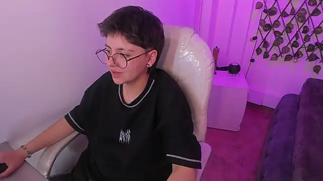 Nathaly_ds' Live XXX Chat