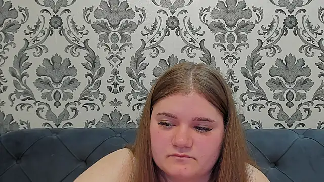 LissaBigTitts Webcam show