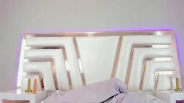 Aisharhodes00 Webcam Show