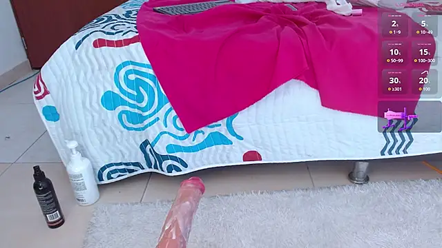 Chat +18 de Emelyross_ ao vivo