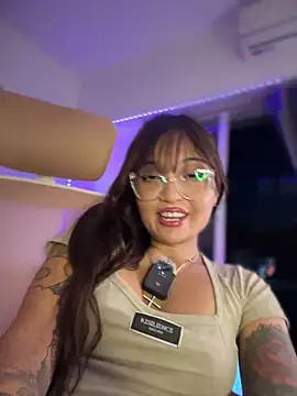 LuXarumiのライブXXXチャット