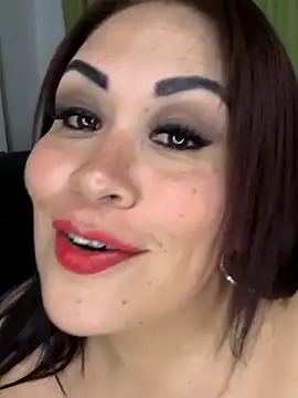 Chat +18 de Natymendoza998 ao vivo