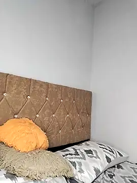 Nahomy_cm – Naživo XXX chat