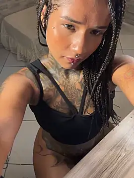 xbigpeach Adlı Modelin Canlı XXX Sohbeti