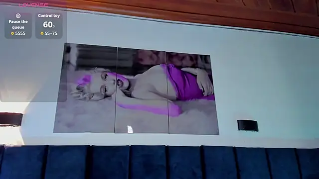 SharonLovee Live XXX-chat