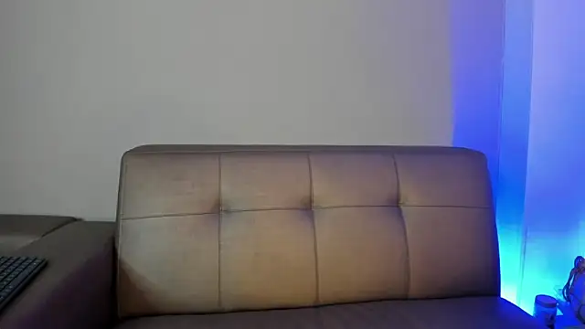 Violeta_Collins Adlı Modelin Canlı XXX Sohbeti