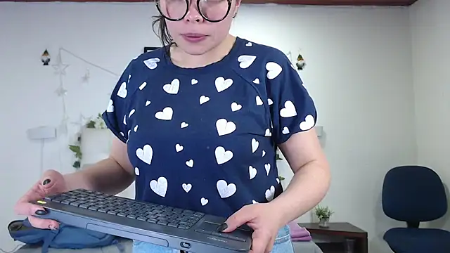 Megan_05_ Live XXX Chat