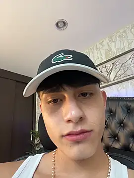 Lander_Cruz Pertunjukan Webcam