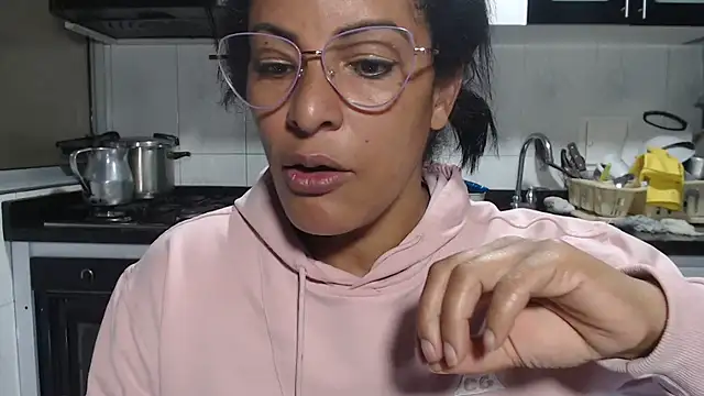 XXX chat uživo modela kateleyagrey