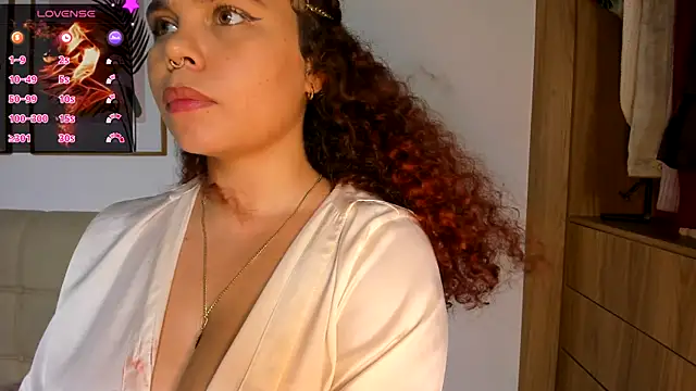 Ashley_black6 Adlı Modelin Canlı XXX Sohbeti