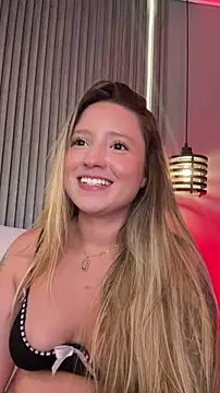 Živý XXX chat MiaPetit_