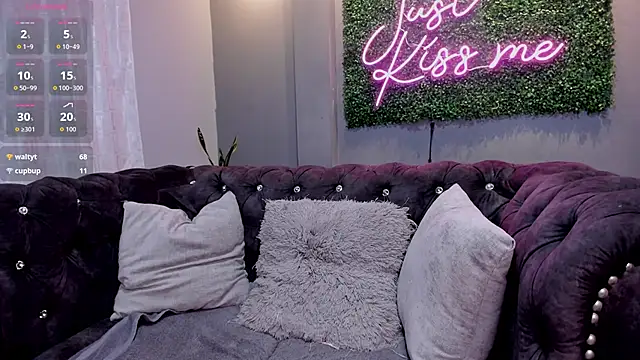 danielebeck's Live XXX Chat