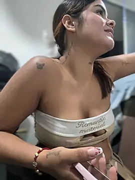 XXX chat uživo modela Kaily_Sweet16