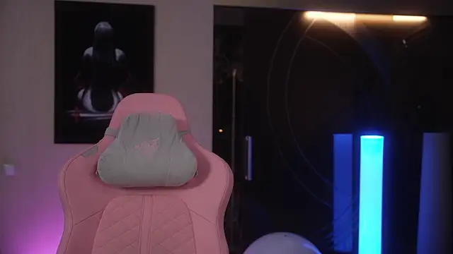 GirlGogo webkamerás műsora