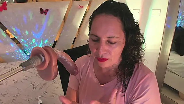 Luna_Naughty1 Adlı Modelin Canlı XXX Sohbeti