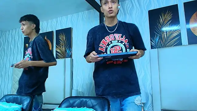 XXX chat uživo modela Lean_Portman