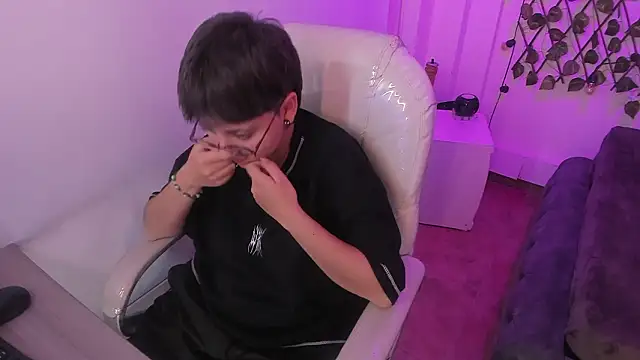 Chatroom XXX en direct de Nathaly_ds