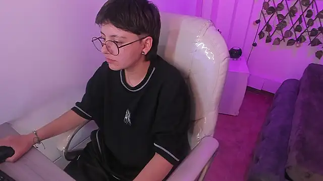 Nathaly_ds: απευθείας συνομιλία ΧΧΧ