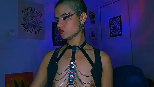 alex_one888 Chat XXX in diretta