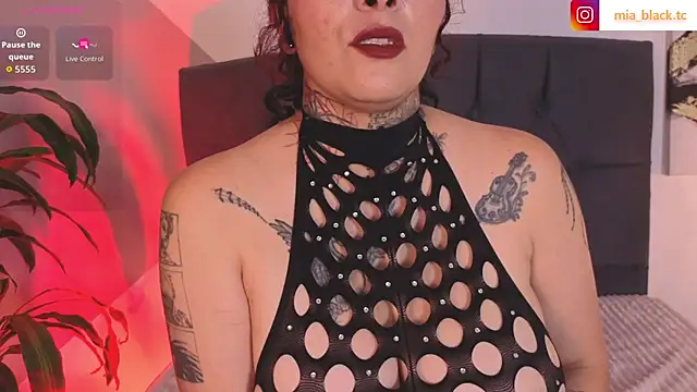 miaablack Live XXX Chat