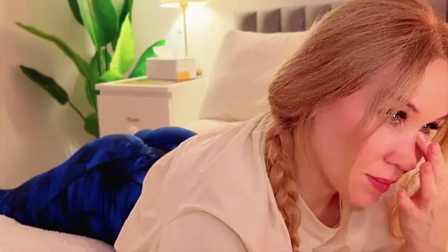 Chat +18 de Myassistant ao vivo