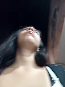 Chat +18 de SharonDustLove ao vivo