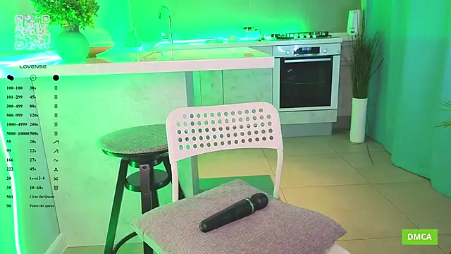 Вебкам-шоу JohnetteConstine