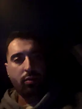 Pokazy przed kamerką – Antonio123499