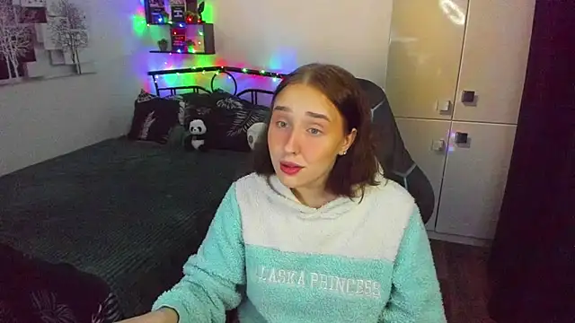 Show modela CrazyBitchInLace na web-kameri