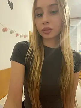 RemyStyles live XXX chat