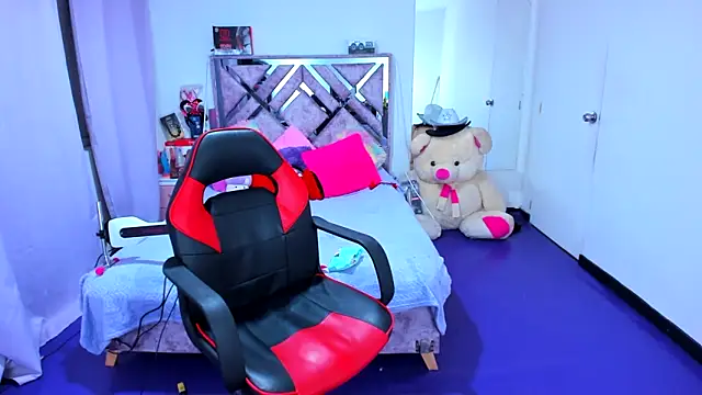 Chatroom XXX en direct de Luna_Analya