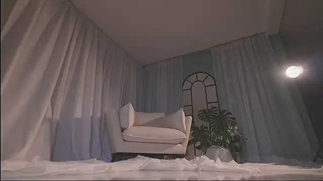 AmyArmstrong: онлайн-секс-чат