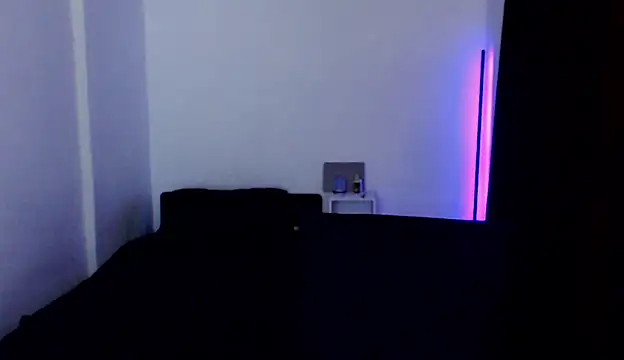 Alicegreenexx élő XXX-chatje