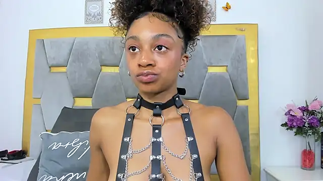 XXX chat uživo modela AliyahBrowns