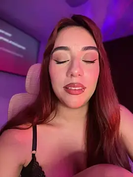 veronicaapink Adlı Modelin Canlı XXX Sohbeti