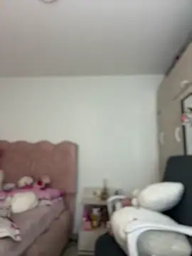 Emmily_19 – Naživo XXX chat