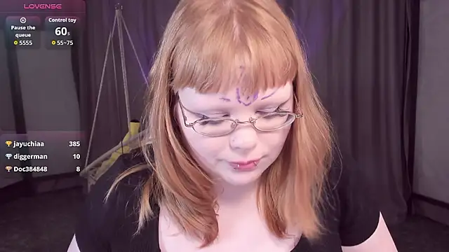 LottieReed: онлайн-секс-чат