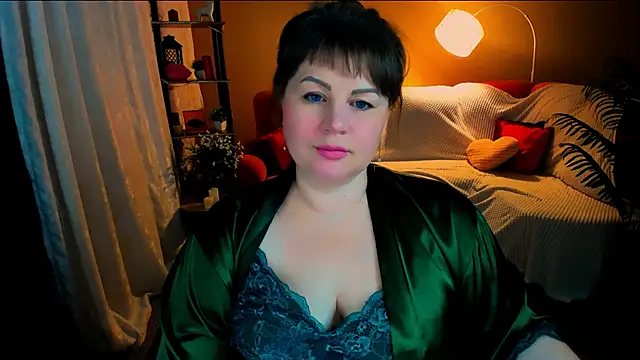 CrystaalStaar 即時 XXX 聊天