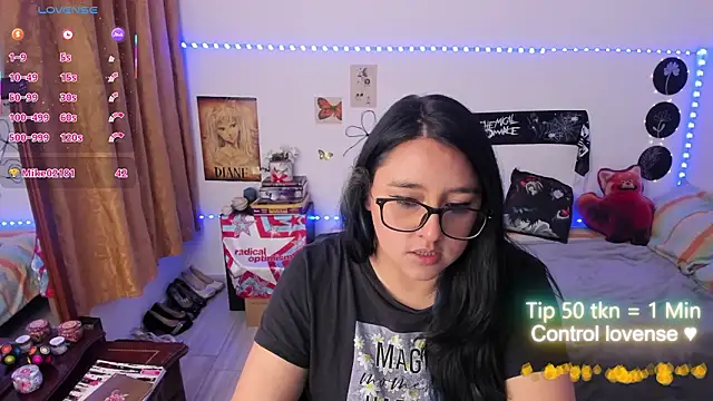 دردشة Cherry_blush_ الجنسية المباشرة