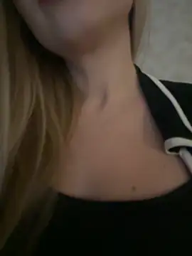 Show modela NikkiMis na web-kameri