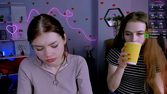 rebecca_smile Chat XXX live